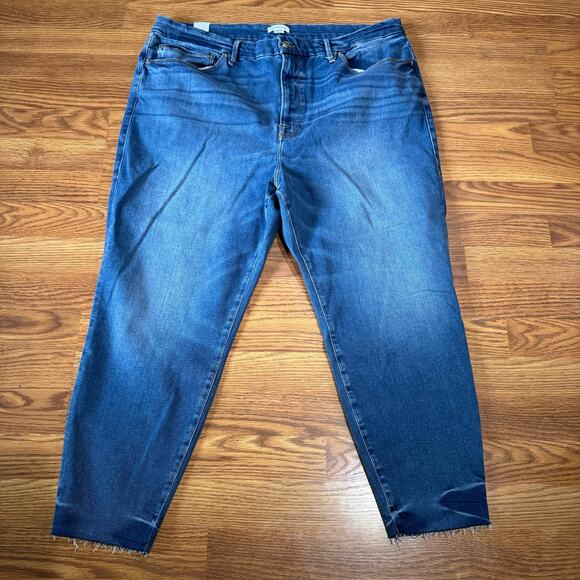 Good American Always Fits Good Legs Crop in Indigo384 size 28-32 - Picture 12 of 13